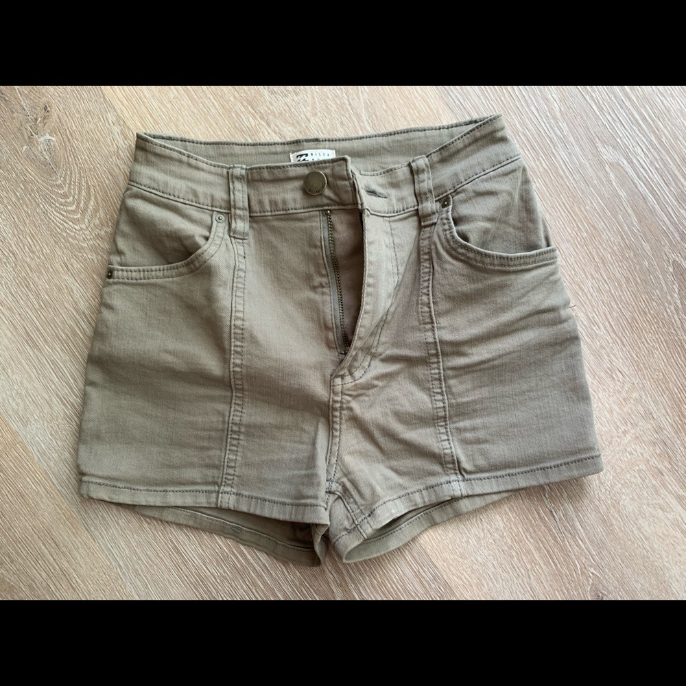 Billabong Women’s U Know Me high waist shorts green 24